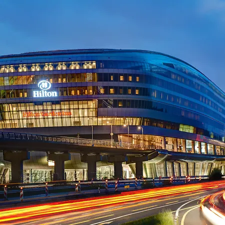 Hilton Frankfurt Airport 4* Frankfurt nad Mohanem