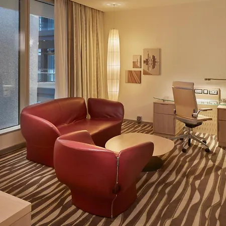 Hilton Frankfurt Airport 4* Frankfurt am Main