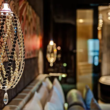 Hilton Frankfurt Airport Otel Frankfurt am Main