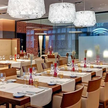 Hilton Frankfurt Airport 4* Frankfurt am Main