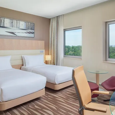 Hilton Frankfurt Airport Hotel 4*