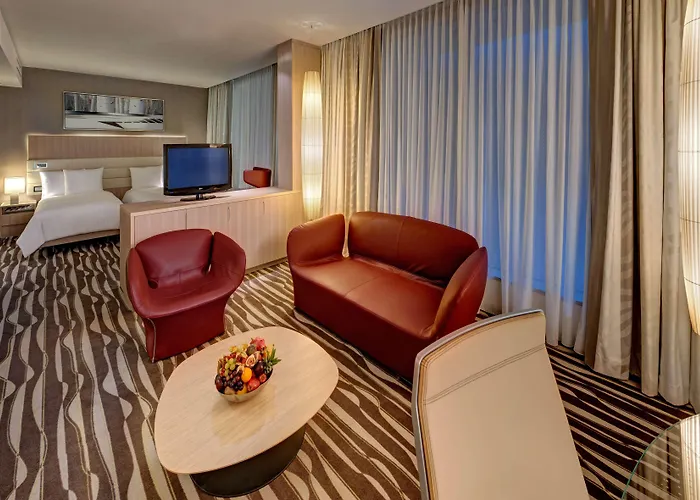 Hilton Frankfurt Airport Szálloda 4*