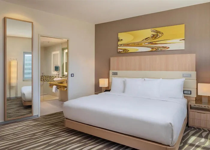 Hilton Frankfurt Airport Szálloda 4*