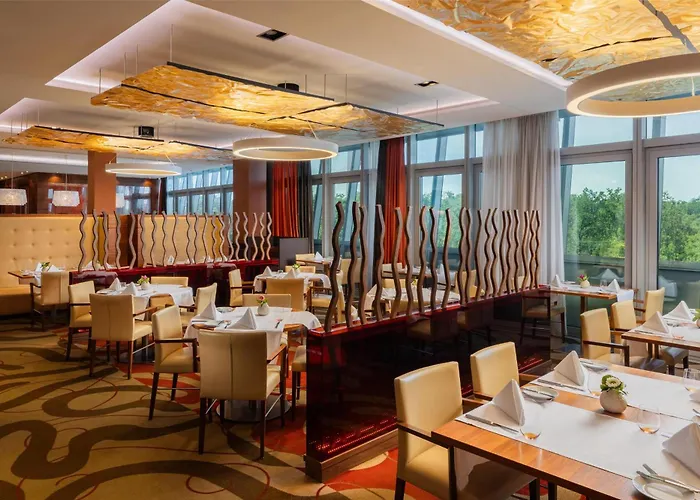 Hilton Frankfurt Airport Hotel 4*